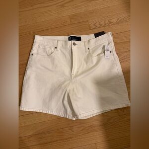 Gap Women’s High Rise Vintage Midi Short Size 14/32